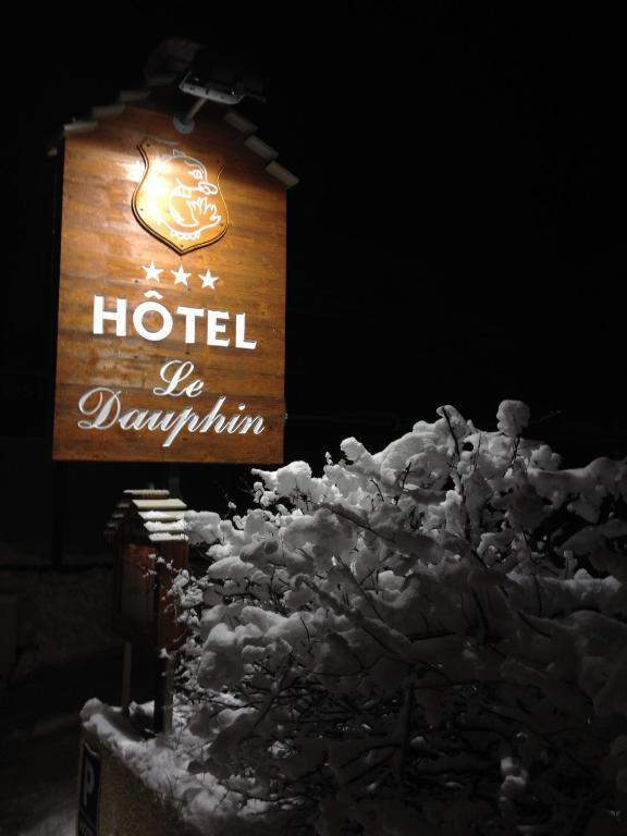 Hotel Le Dauphin Villard-de-Lans Exterior photo